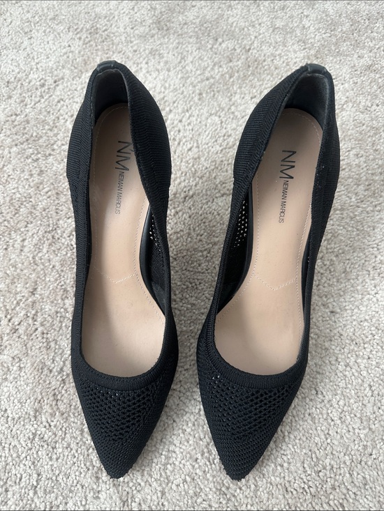 Neiman Marcus Shoes - Neiman Marcus Black Knit Pointed-Toe Heels